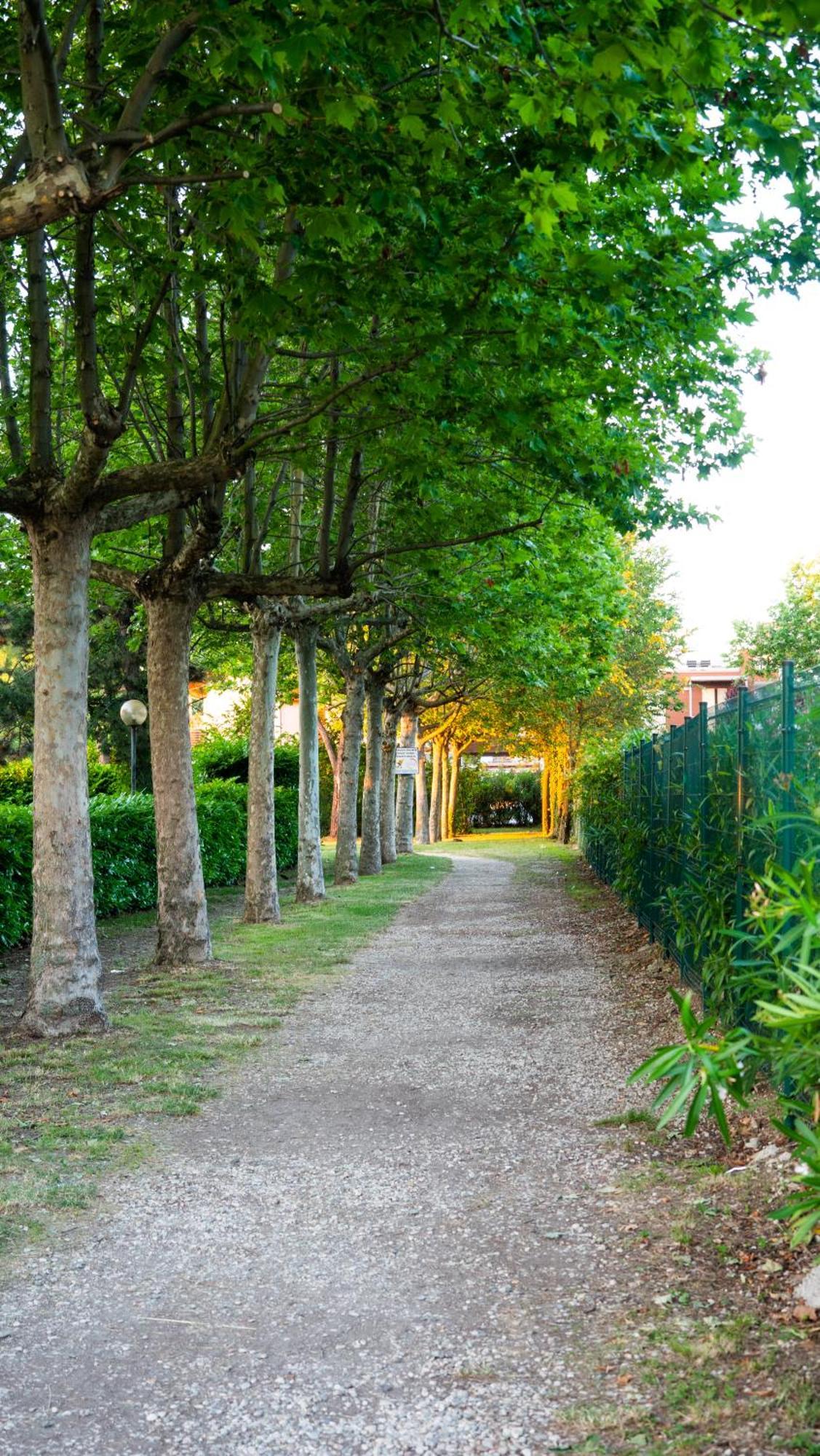 קסטלנואובו דל גארדה Gasparina Village מראה חיצוני תמונה